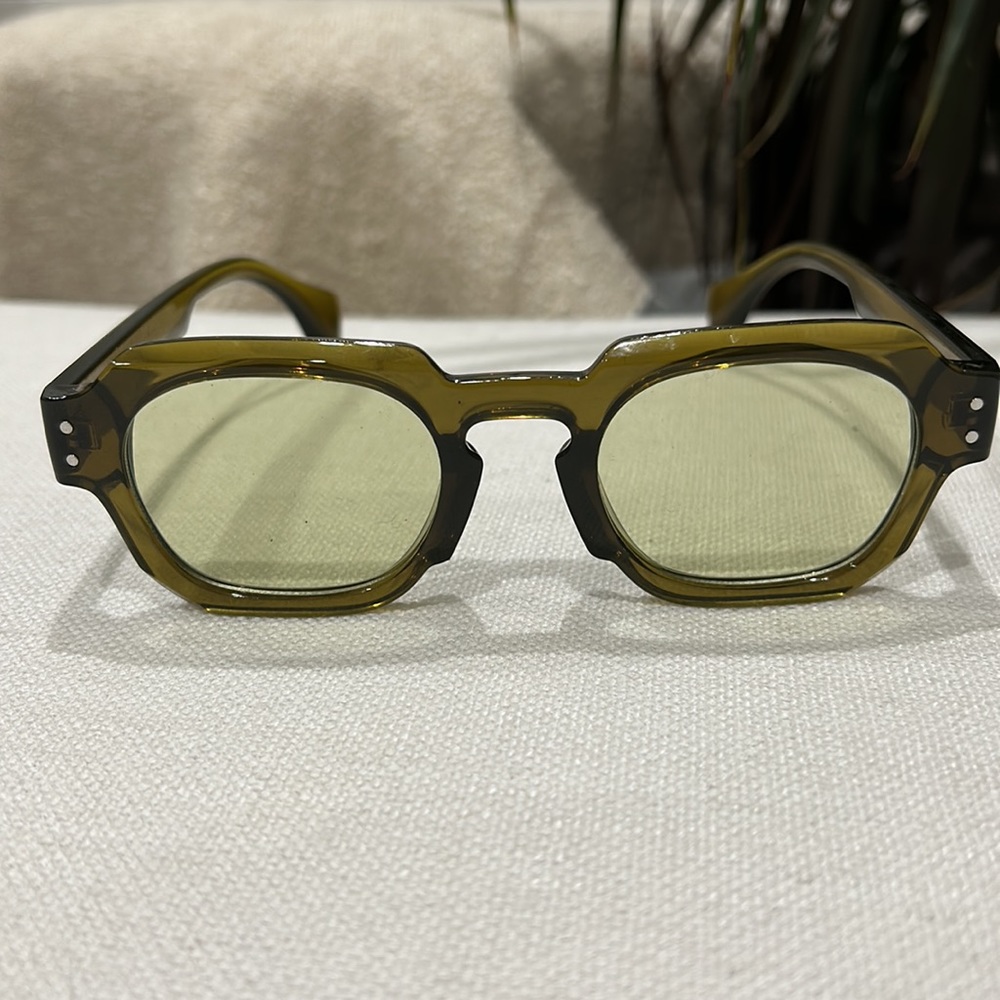 Trendy Olive Green Square Frame Sunglasses | Retro Chic - Picture 2 of 4